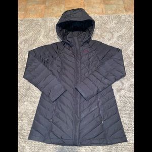 North Face Black 550 Puffer Jacket with purple logos- SMALL-fits medium too